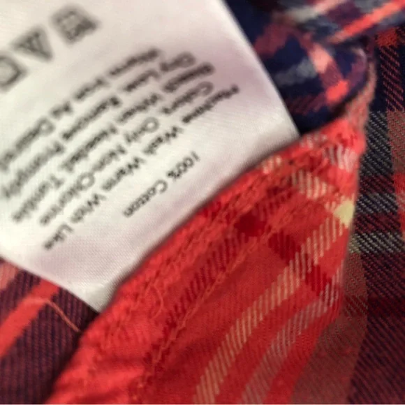 EUC 2 Women’s Cotton Plaid Plaid Flannel Shirts (Abercrombie & Eddie Bauer) - Picture 6 of 16